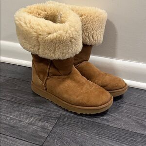 UGG  Tan Suede Shearling-Lined Boots 9